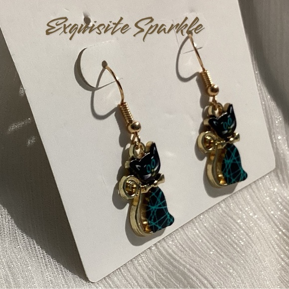 😸Set of Adorable GoldTone Painted Acrylic Hook Drop Cat/Kitten Earrings - Picture 8 of 15